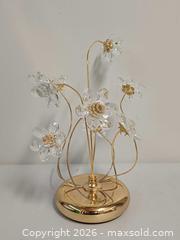 MaxSold Auction: Decorative Crystal Flower Bouquet Figurine Italy Made - Toronto (Ontario, Canada) PARTNER MANAGED Reseller Online Auction - Queen Street West.