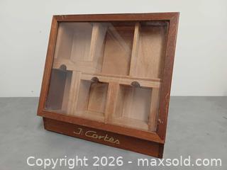 MaxSold Auction: Vintage Cartes Cigar Counter Display Cabinet - Toronto (Ontario, Canada) PARTNER MANAGED Reseller Online Auction - Queen Street West.