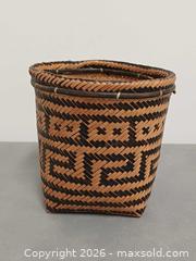 MaxSold Auction: Vintage Cherokee Indigneous American Indian Basket - Toronto (Ontario, Canada) PARTNER MANAGED Reseller Online Auction - Queen Street West.