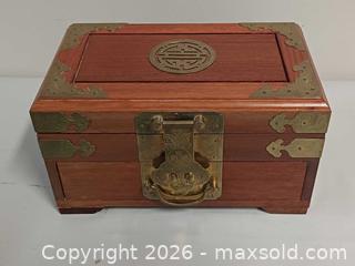 MaxSold Auction: Vintage Chinese Rosewood Jewelry Box  - Toronto (Ontario, Canada) PARTNER MANAGED Reseller Online Auction - Queen Street West.