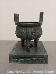 MaxSold Auction: Vintage Decoration Small Asian Chinese Bronze Tripod Vessel  - Toronto (Ontario, Canada) PARTNER MANAGED Reseller Online Auction - Queen Street West.