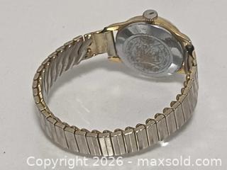 MaxSold Auction: Vintage LECTRO Swiss Wind Up Ladies Watch Working Condition  - Toronto (Ontario, Canada) PARTNER MANAGED Reseller Online Auction - Queen Street West.