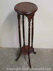 MaxSold Auction: Vintage Mohogary Wood Barley Twist Pedestal Plant Stand - Toronto (Ontario, Canada) PARTNER MANAGED Reseller Online Auction - Queen Street West.