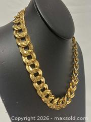 MaxSold Auction: Vintage Monet Gold Tone Chain Necklace  - Toronto (Ontario, Canada) PARTNER MANAGED Reseller Online Auction - Queen Street West.