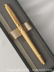 MaxSold Auction: Vintage Parker 75 Perie Gold Plated Fountain Pen 14K Nib - Toronto (Ontario, Canada) PARTNER MANAGED Reseller Online Auction - Queen Street West.