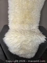 MaxSold Auction: Sheepskin Rug 100% New Zealand Sheepskin - Hamilton (Ontario, Canada) SELLER MANAGED Estate Sale Online Auction - Bishopsgate Avenue