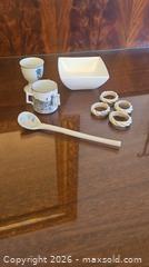 MaxSold Auction: Assorted Household & Decor Mixed Lot (6–15 Items) - Kingston (Ontario, Canada) PARTNER MANAGED Moving Online Auction - Fernmoor Drive