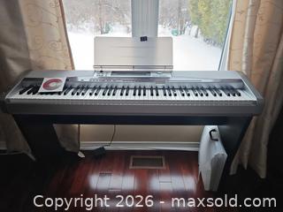 MaxSold Auction: Casio PX-555R Digital Piano / Portable Keyboard with Pedal - Kingston (Ontario, Canada) PARTNER MANAGED Moving Online Auction - Fernmoor Drive