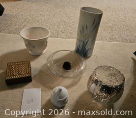 MaxSold Auction: Mixed Decorative Lot: Ceramic Vases, Planter, Box & Glassware - Kingston (Ontario, Canada) PARTNER MANAGED Moving Online Auction - Fernmoor Drive