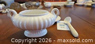 MaxSold Auction: Pereiras White Porcelain Ribbed Gravy Boat — Spoon - Kingston (Ontario, Canada) PARTNER MANAGED Moving Online Auction - Fernmoor Drive