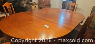 MaxSold Auction: Traditional Queen Anne Dining Table with 6 Matching Chairs - Kingston (Ontario, Canada) PARTNER MANAGED Moving Online Auction - Fernmoor Drive
