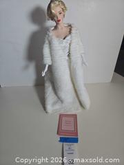 MaxSold Auction: Franklin Heirloom Marilyn Monroe 19in Collectible Fashion Doll - Lakeland (Florida, USA) PARTNER MANAGED Downsizing Online Auction - Shore Acres Drive