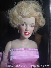 MaxSold Auction: Franklin Mint Marilyn Monroe 16 in Vinyl Collector Doll - Lakeland (Florida, USA) PARTNER MANAGED Downsizing Online Auction - Shore Acres Drive