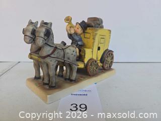 MaxSold Auction: Porcelain Horse and Carriage Figurine, Multicolor, 7 x 4 in - Lakeland (Florida, USA) PARTNER MANAGED Downsizing Online Auction - Shore Acres Drive