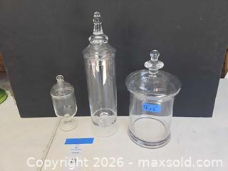 MaxSold Auction: Set of 3 Clear Glass Apothecary Jars, Medium (Approx. 10–12") - Lakeland (Florida, USA) PARTNER MANAGED Downsizing Online Auction - Shore Acres Drive