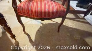 MaxSold Auction: Chair  C - Toronto (Ontario, Canada) Moving Online Auction - Snowshoe Millway