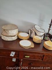 MaxSold Auction: Wedgwood Dishes B - Toronto (Ontario, Canada) Moving Online Auction - Snowshoe Millway