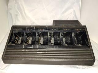 MaxSold Auction: 1999 Motorola 6-Pack Battery charger NTN1177C  - Walworth (New York, USA) SELLER MANAGED Downsizing Online Auction -  High Street