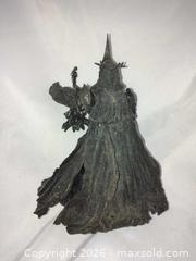 MaxSold Auction: 2003 Marvel Lord of The Rings The Return of The King Morgul Lord Witch King Figure  - Walworth (New York, USA) SELLER MANAGED Downsizing Online Auction -  High Street