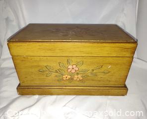 MaxSold Auction: Antique Wooden chest box 11" x 5 1/2" x 6" - Walworth (New York, USA) SELLER MANAGED Downsizing Online Auction -  High Street