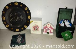 MaxSold Auction: Christmas lot #2 - Walworth (New York, USA) SELLER MANAGED Downsizing Online Auction -  High Street