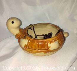 MaxSold Auction: Hanging ceramic turtle planter - Walworth (New York, USA) SELLER MANAGED Downsizing Online Auction -  High Street