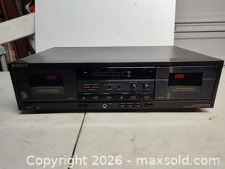 MaxSold Auction: Sony stereo cassette deck TC-WR570 (Tested works) - Walworth (New York, USA) SELLER MANAGED Downsizing Online Auction -  High Street