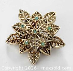 MaxSold Auction: Vintage Victorian Floral Rhinestone Light Gold Tone Brooch - Walworth (New York, USA) SELLER MANAGED Downsizing Online Auction -  High Street