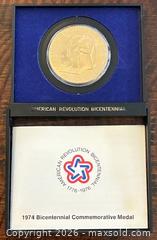 MaxSold Auction: 1974 US American Revolution Bicentennial Commemorative Medal  - Newmarket (Ontario, Canada) PARTNER MANAGED Reseller Online Auction - Walter Avenue