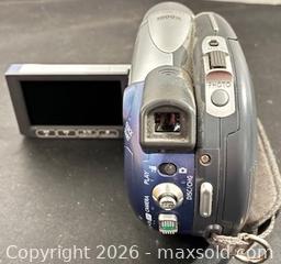 MaxSold Auction: Retro Canon DC210 DVD Camcorder (as is)  - Newmarket (Ontario, Canada) PARTNER MANAGED Reseller Online Auction - Walter Avenue