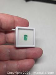 MaxSold Auction: Outstanding natural Emerald  - Toronto (Ontario, Canada) PARTNER MANAGED Reseller Online Auction - Gerrard Street West