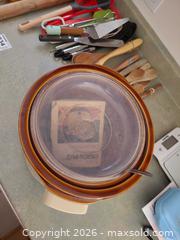 MaxSold Auction: Crock-Pot and Cooking Utensils B - Kingston (Ontario, Canada) Moving Online Auction - Sheridan Street