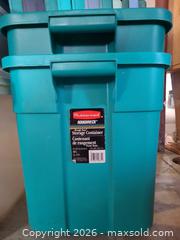 MaxSold Auction: Totes with Extra Lids B - Kingston (Ontario, Canada) Moving Online Auction - Sheridan Street