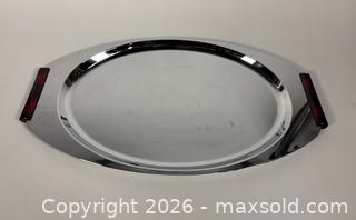 MaxSold Auction: 10.5” MCM Brushed Aluminum Fruit and Stainless Steel Serving Trays - Toronto (Ontario, Canada) SELLER MANAGED Reseller Online Auction - Chesswood Drive