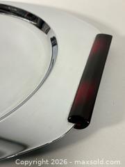 MaxSold Auction: 10.5” MCM Brushed Aluminum Fruit and Stainless Steel Serving Trays - Toronto (Ontario, Canada) SELLER MANAGED Reseller Online Auction - Chesswood Drive