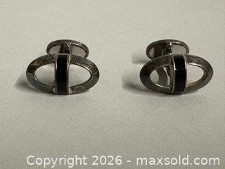 MaxSold Auction: Pair of 925 STERLING SILVER LINKS OF LONDON Cufflinks with Original Box - Marked - Toronto (Ontario, Canada) SELLER MANAGED Reseller Online Auction - Chesswood Drive