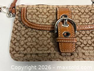 MaxSold Auction: Vintage HERMES AMAZONE Perfume Gift Set and COACH Soho Signature Buckle Wristlet   - Toronto (Ontario, Canada) SELLER MANAGED Reseller Online Auction - Chesswood Drive