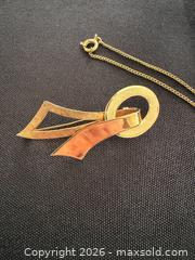 MaxSold Auction: 14K GOLD BROOCH & Gold Bracelet Chain  - Meaford (Ontario, Canada) PARTNER MANAGED Estate Sale Online Auction - Graham Street
