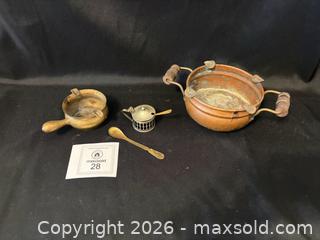 MaxSold Auction: Assortment of Brass and Copper Items - Meaford (Ontario, Canada) PARTNER MANAGED Estate Sale Online Auction - Graham Street