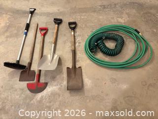 MaxSold Auction: Assortment of Garden & Car Tools - Meaford (Ontario, Canada) PARTNER MANAGED Estate Sale Online Auction - Graham Street
