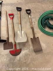 MaxSold Auction: Assortment of Garden & Car Tools - Meaford (Ontario, Canada) PARTNER MANAGED Estate Sale Online Auction - Graham Street