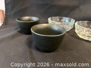 MaxSold Auction: Assortment of Small Bowls - Meaford (Ontario, Canada) PARTNER MANAGED Estate Sale Online Auction - Graham Street