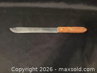 MaxSold Auction: Carving Utensils - Meaford (Ontario, Canada) PARTNER MANAGED Estate Sale Online Auction - Graham Street