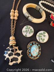 MaxSold Auction: Collection of Costume Jewelry  - Meaford (Ontario, Canada) PARTNER MANAGED Estate Sale Online Auction - Graham Street