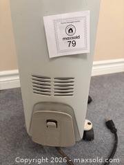 MaxSold Auction: DeLONGHI ROLLING HEATER 2507 Series - Meaford (Ontario, Canada) PARTNER MANAGED Estate Sale Online Auction - Graham Street
