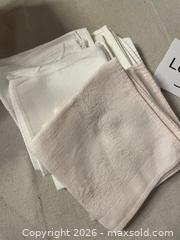 MaxSold Auction: Pink & Blue Lot - East Fallowfield Township (Pennsylvania, USA) SELLER MANAGED Downsizing Online Auction - Mink Hollow Road