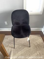 MaxSold Auction: JUDITH contemporary velvet dining chair Structube (6) - Ottawa (Ontario, Canada) PARTNER MANAGED Downsizing Online Auction - Gladwin Crescent
