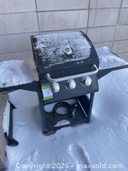 MaxSold Auction: NEW black 3-burner gas grill - Ottawa (Ontario, Canada) PARTNER MANAGED Downsizing Online Auction - Gladwin Crescent