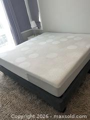 MaxSold Auction: NEW King size bed - Ottawa (Ontario, Canada) PARTNER MANAGED Downsizing Online Auction - Gladwin Crescent