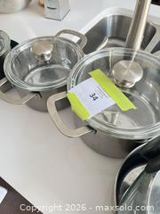 MaxSold Auction: Pots and pan - Ottawa (Ontario, Canada) PARTNER MANAGED Downsizing Online Auction - Gladwin Crescent